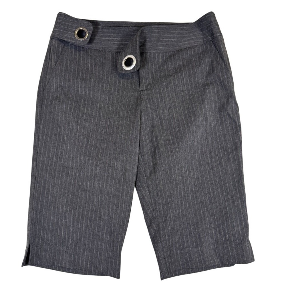 Cache Pinstripe Bermuda Shorts Gray Grommet Waist Size 8 Style 5654 Made in USA